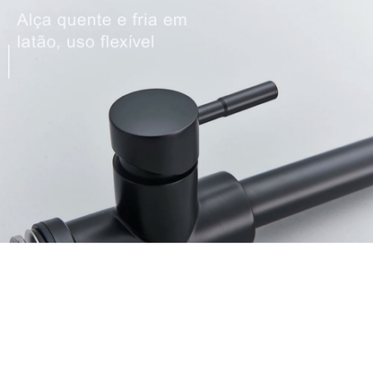 Torneira de Cozinha Preta Misturadora – Água Quente e Fria, Bica Giratória com 2 Funções | Elizium Store