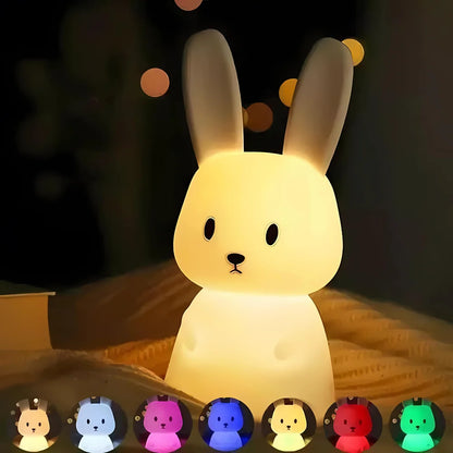Mini Luminária Coelho Fofo – Abajur LED de Silicone Touch Recarregável para Quarto e Decoração | Elizium Store