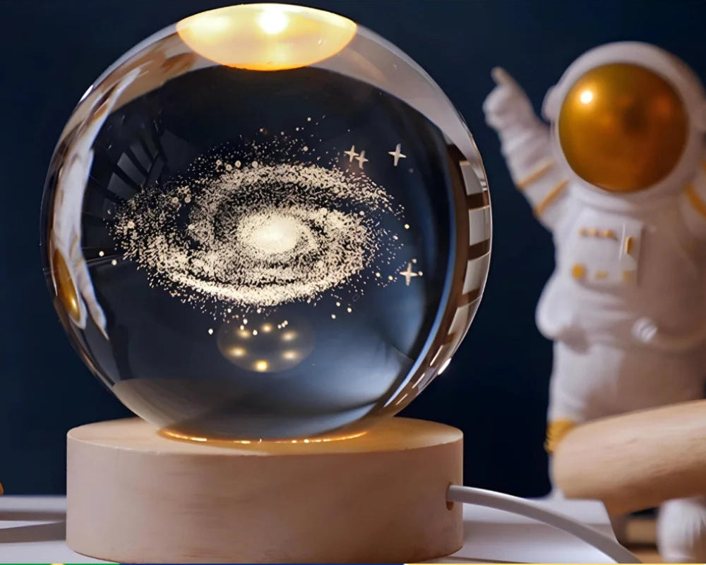 Luminária Cristal LED Planeta Terra, Lua, Galáxia e Sistema Solar com Base de Madeira | Elizium Store