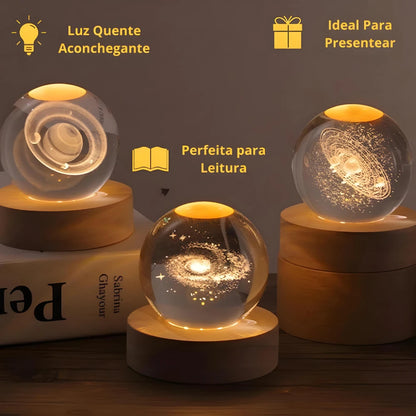 Luminária Cristal LED Planeta Terra, Lua, Galáxia e Sistema Solar com Base de Madeira | Elizium Store